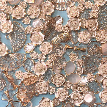 50g( 80--100+pc) Decoden Charms, Mixed White Rose Baroque Style Charms, Decoden cream Glue Charms, cabochons,Rose Charms, Resin Charms.